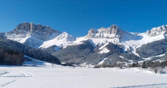 Petit Studio Mansarde 18 M2 Avec Navette Gratuit Aux Pistes De Ski Gresse-en-Vercors Kültér fotó
